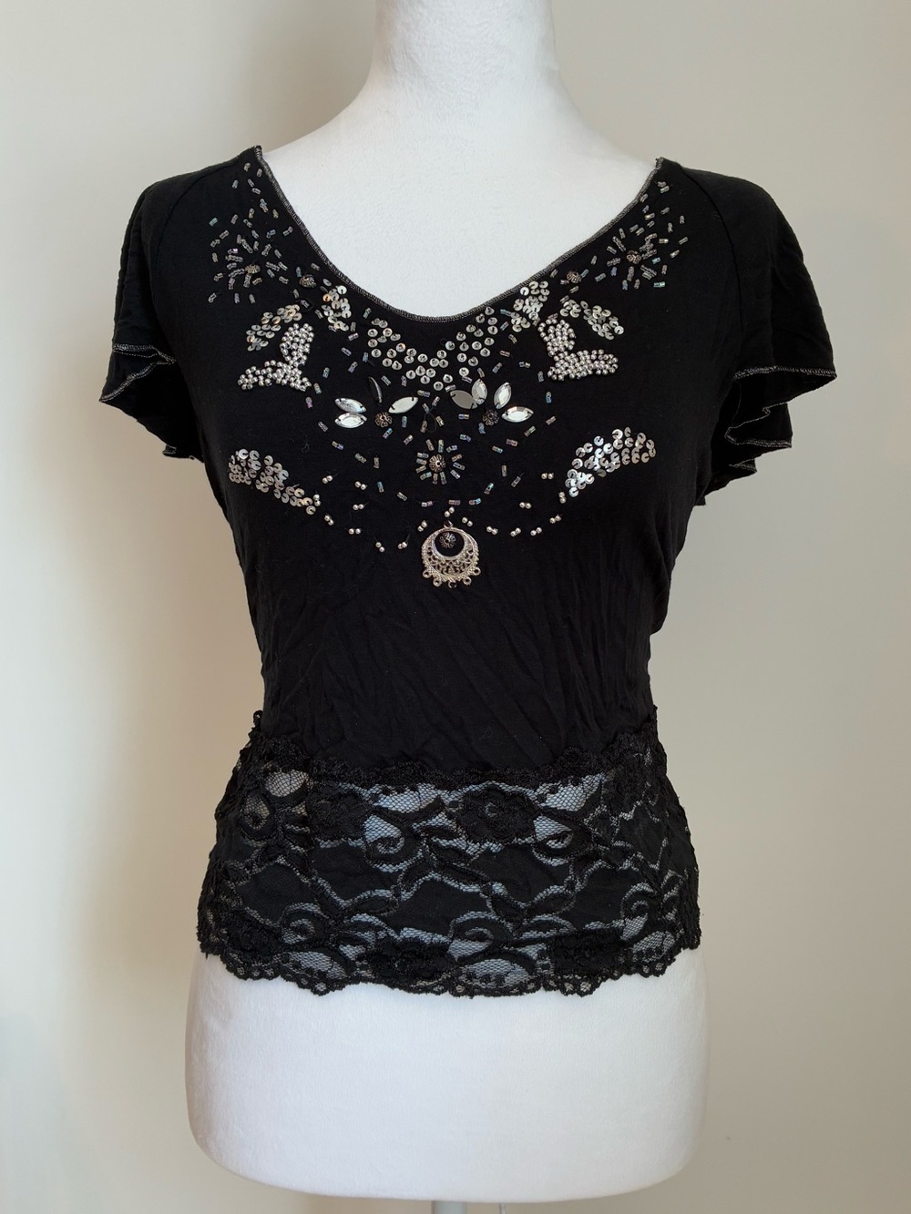 New Look Black Embellished Scoop Neck Short Sleeve Top